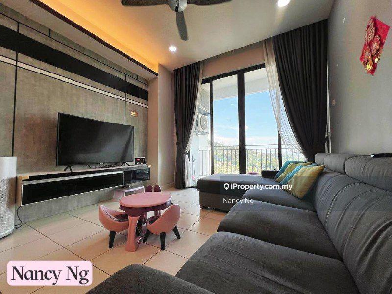 Teluk Kumbar condo Reno Furnish sale below value 1355sqft 2 carparks