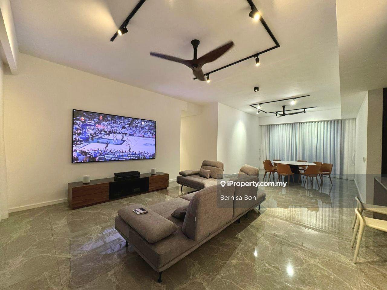 Private lobby, fully furnished.