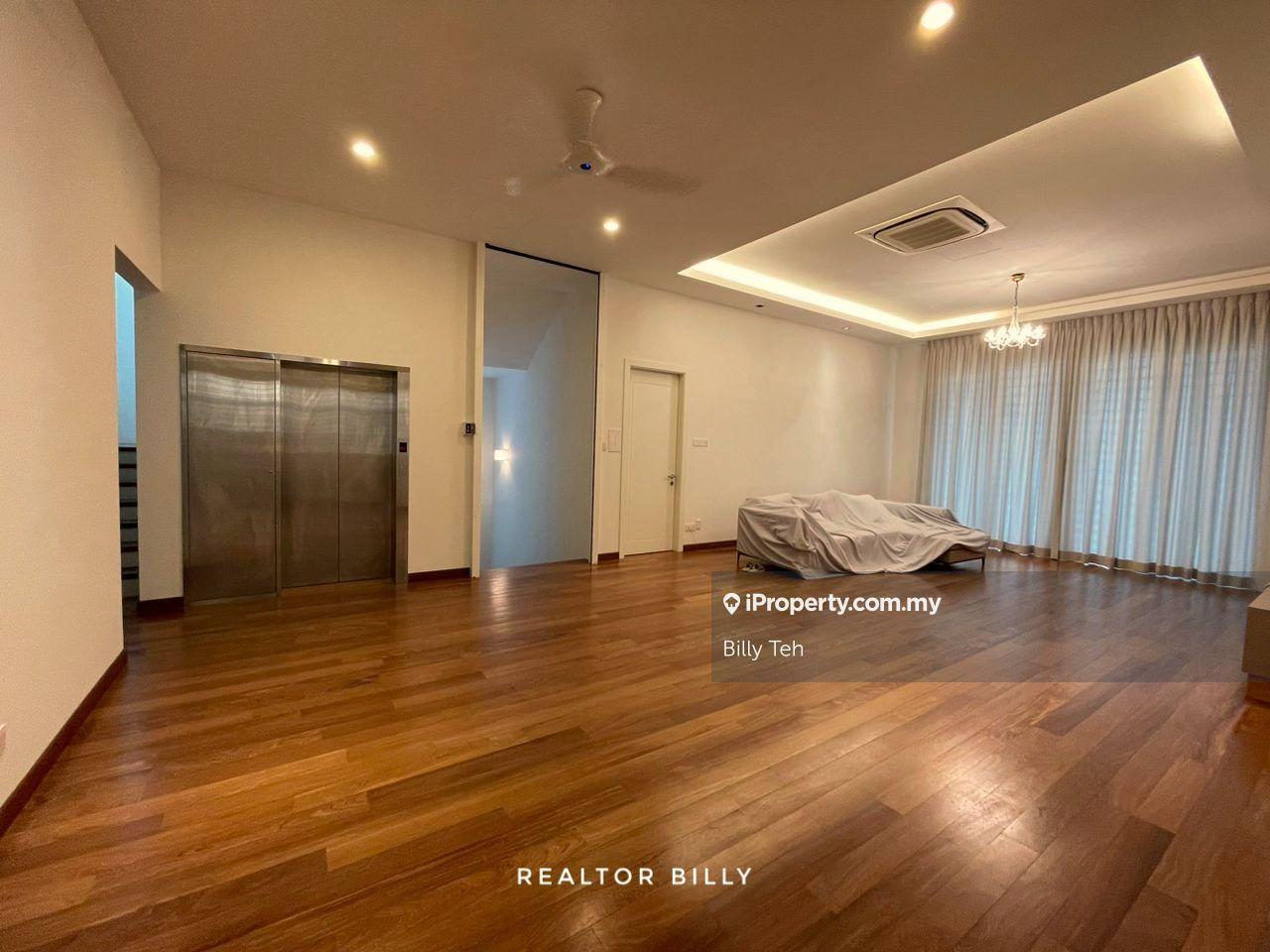 Best Pick of 2025 - Newly Built Bungalow with Private Elevator