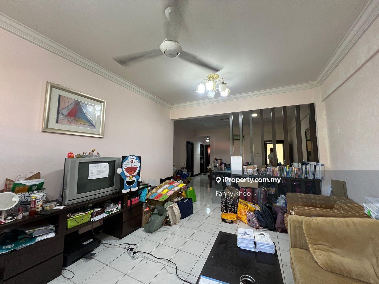 Colonnade condominium 