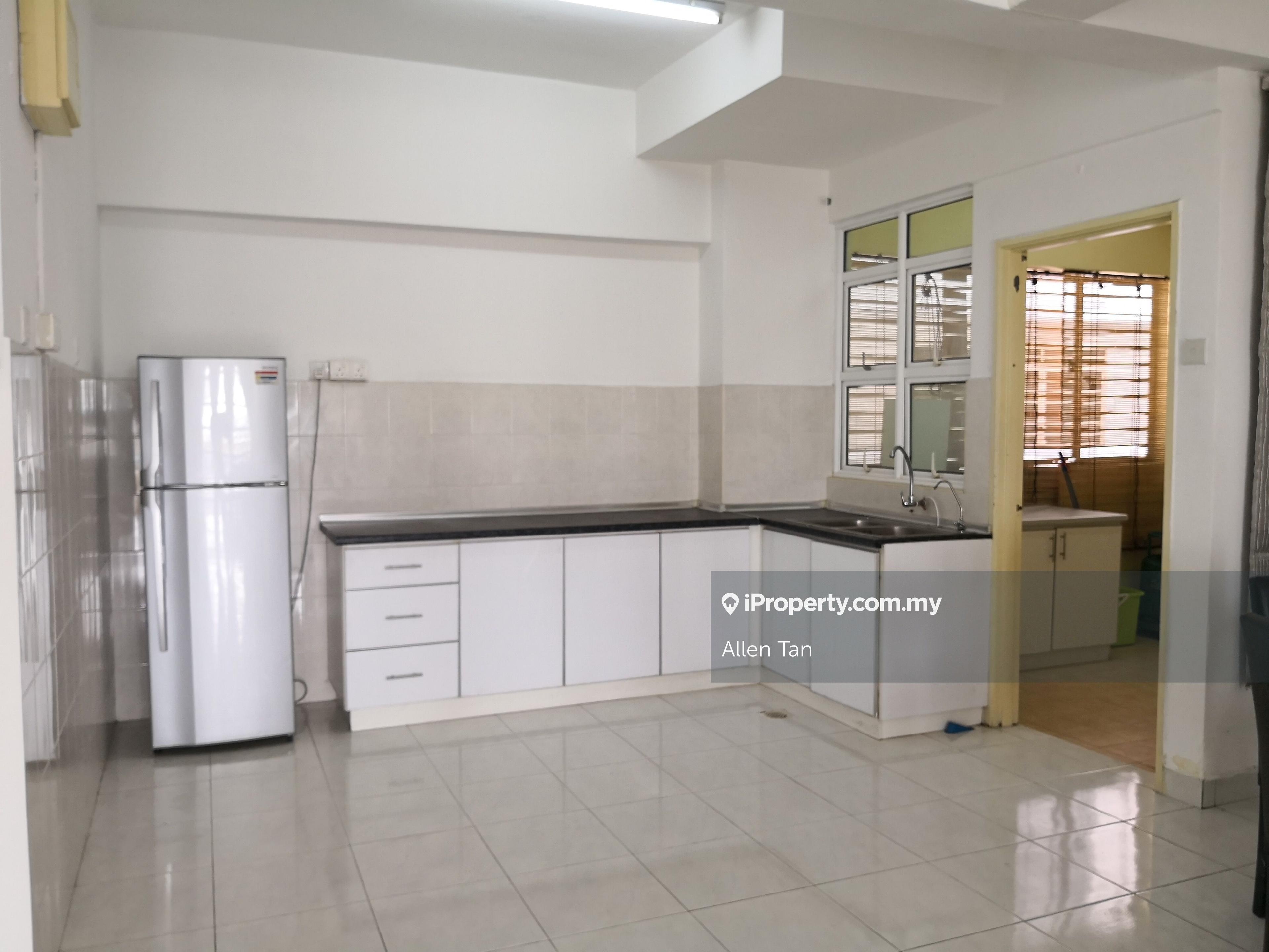 Sterling Condo, 1902sf, Partly, 2cp, Kelana Jaya, LRT, PJ