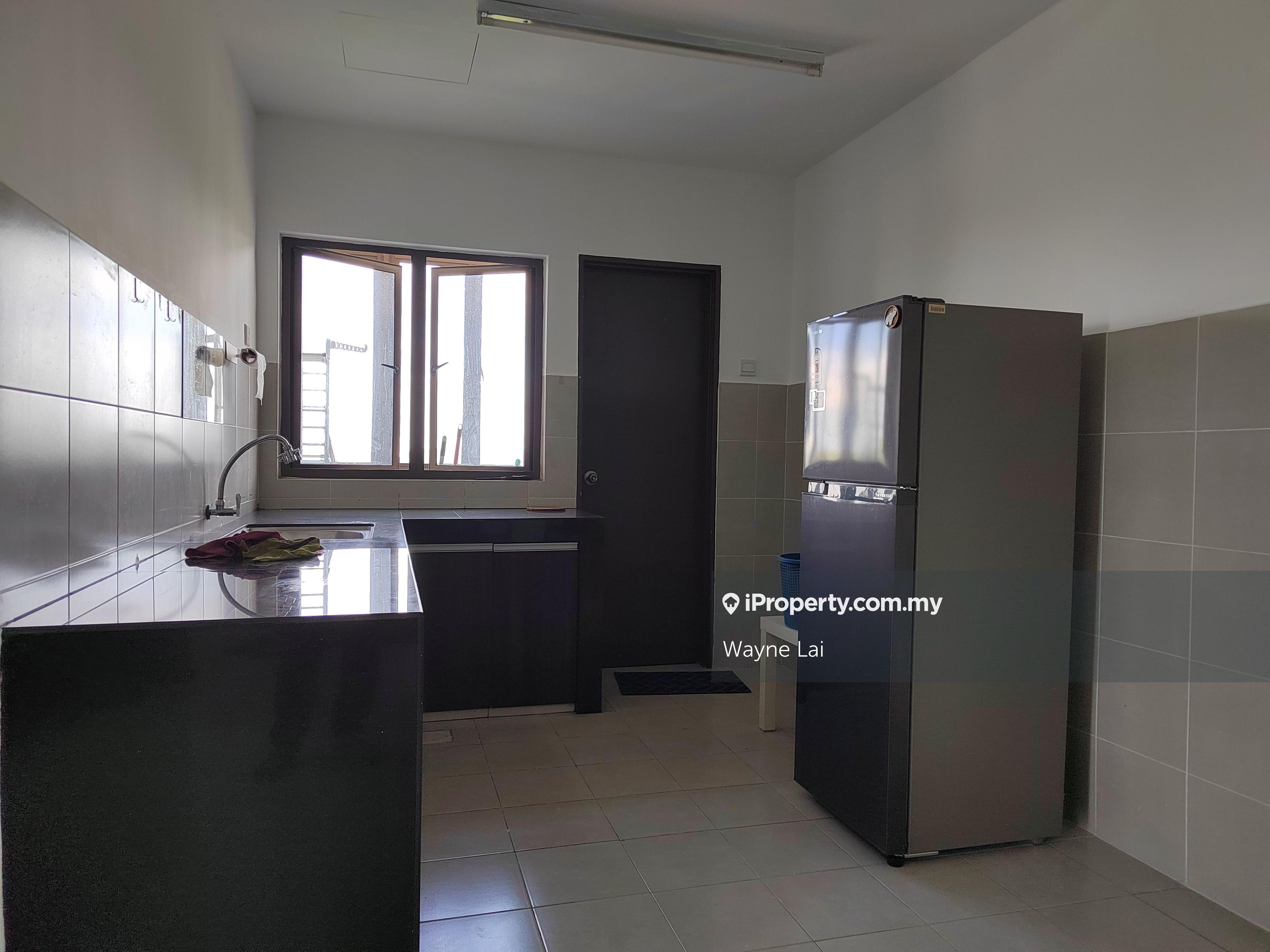 Partly Furnished Suria Putra Residence