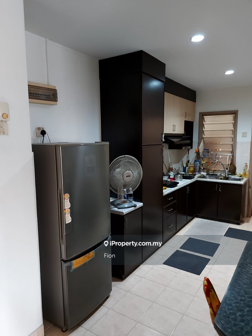 Bayu Puteri 3 Apartment for sales