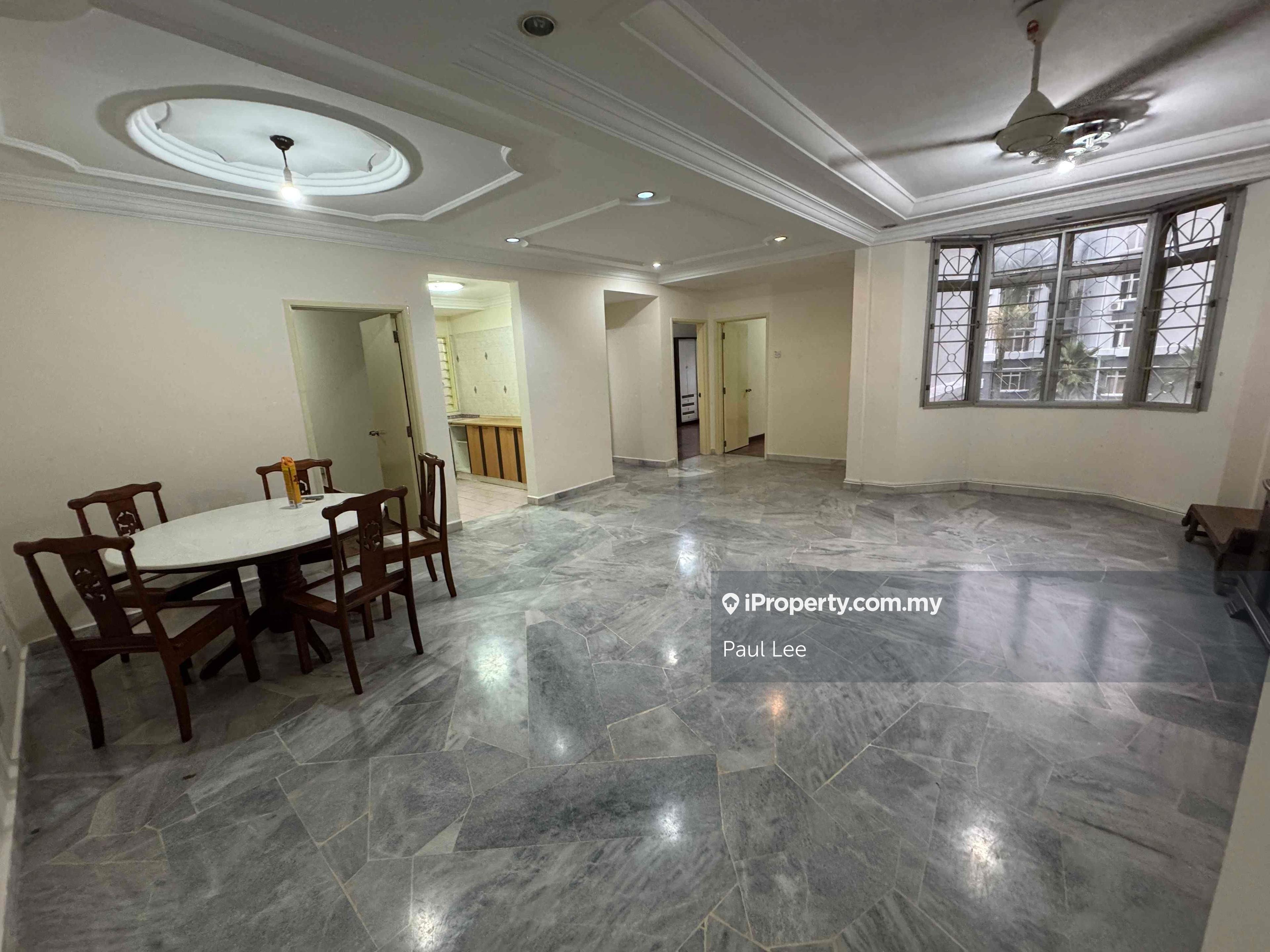Subang Court Apt 1076sf 3rrom 1parking Reno Furnished just refurbished