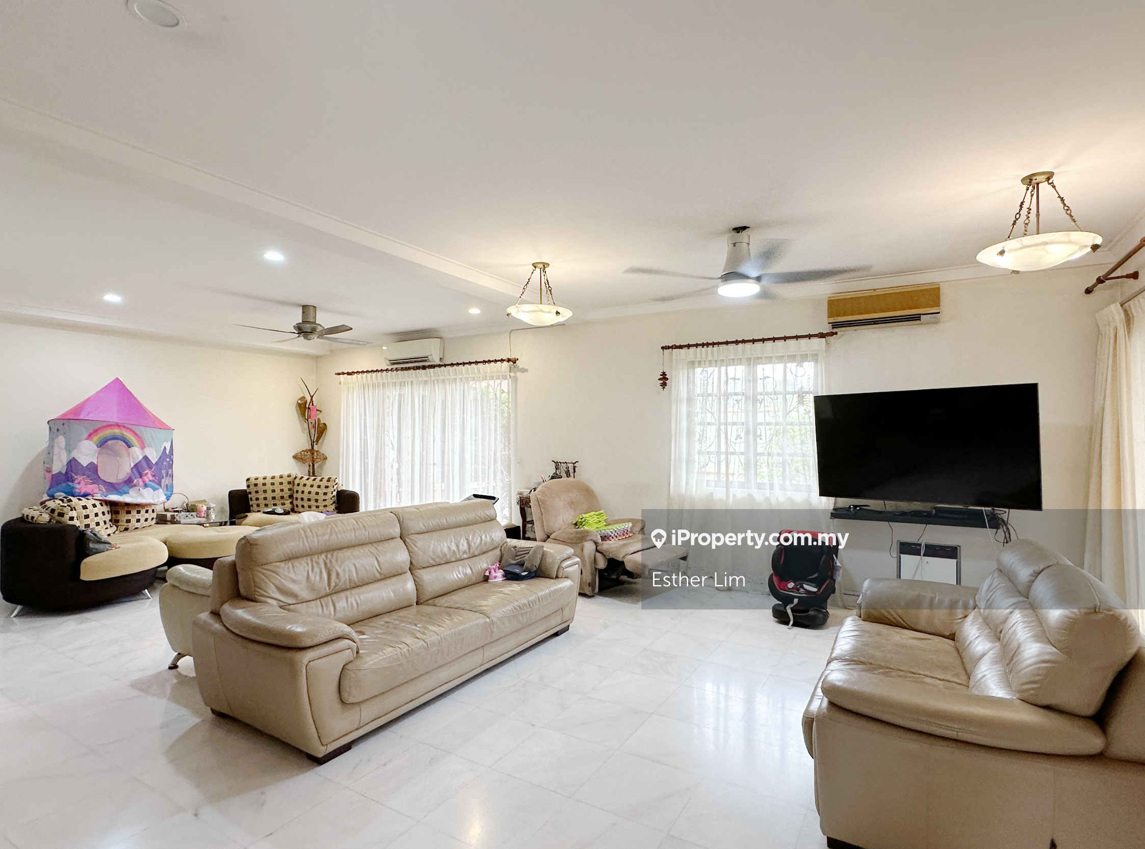 28 Residency Corner Bungalow with Land in Top-Notch Security for Sale