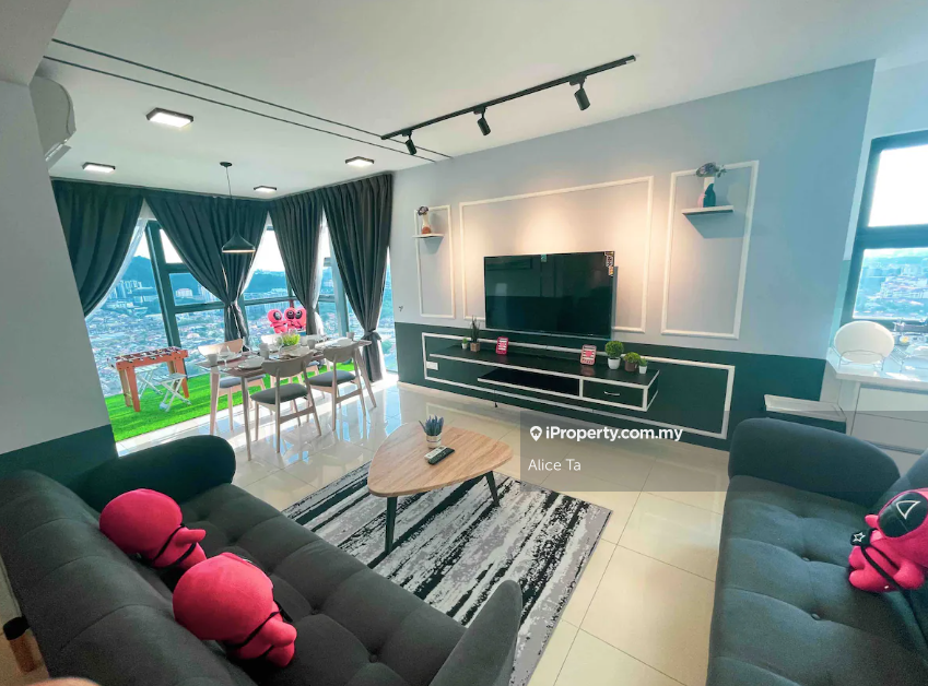 Last 5 Unit! Below market 100k, Fully furnished, Beside Shoplot & Mall