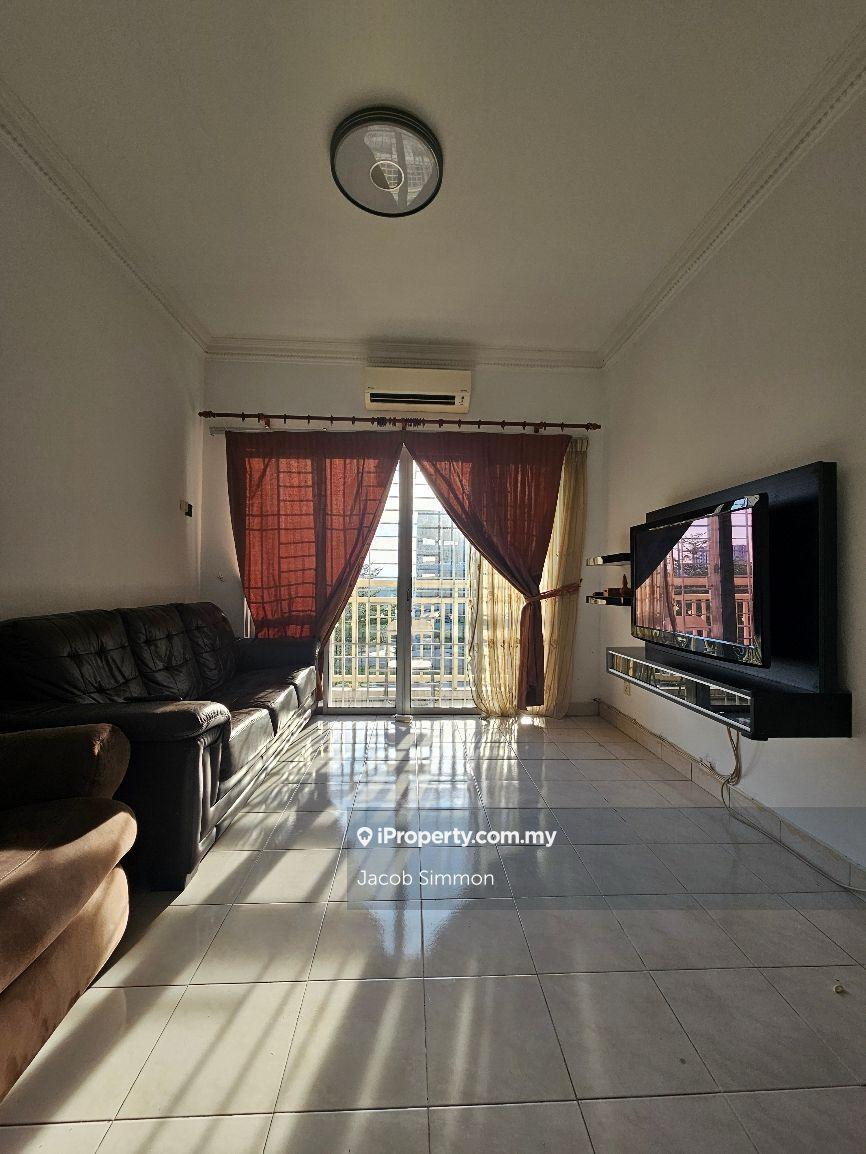 Breezy Apartment on hills_ Cozy area low density _ Peaceful & Calm