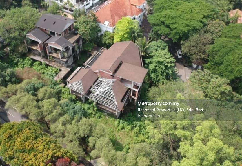 Half completed house in the heart of Kenny Hills