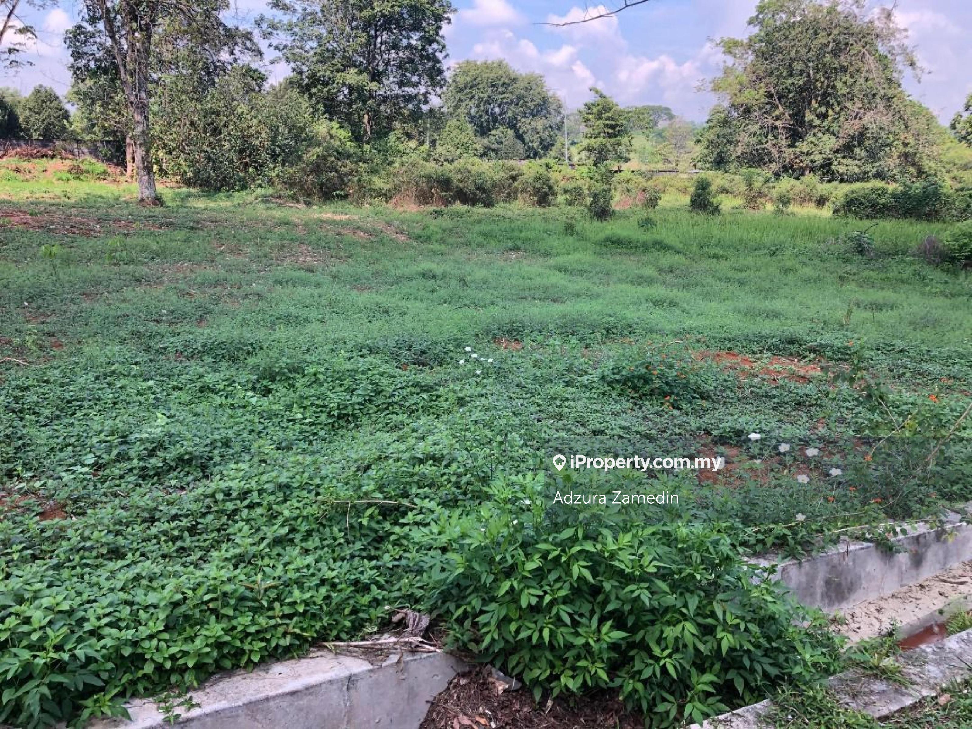 Spacious 19,533 sqft Bungalow Land Country Heights, Kajang