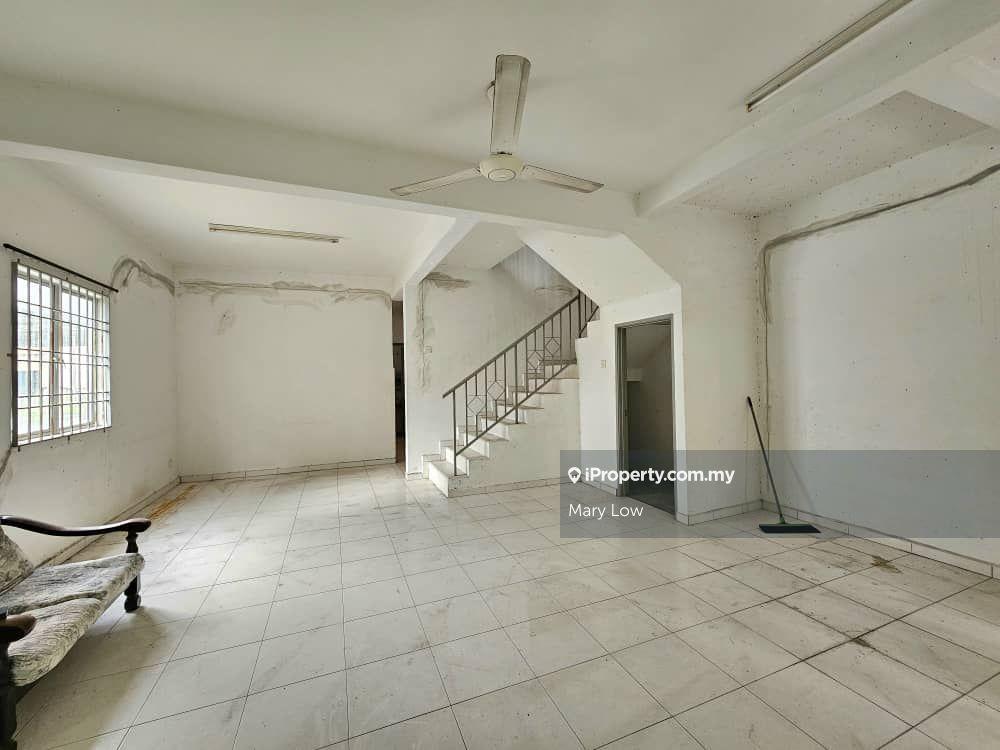 Batu Berendam Taman Merdeka Jaya Double Storey Terrace Corner Lot