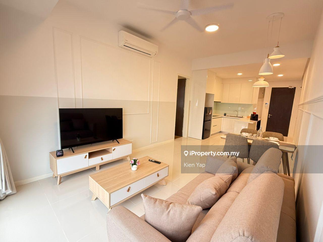 Met 1 Residence Many Options available