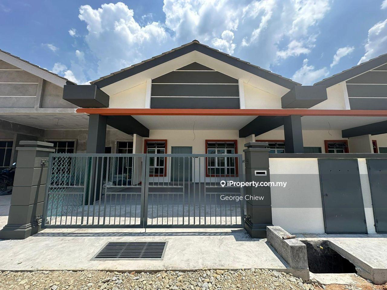 Freehold Merlimau Single Storey Terrace