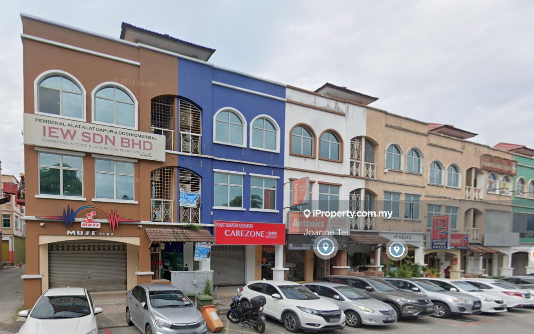 Prime Location Freehold 3storey Shop Office @ Bandar Puteri Puchong!!