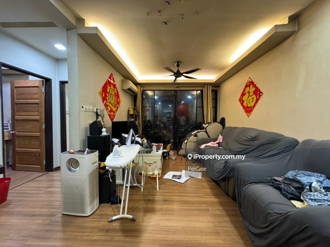 Partly Furnished One Damansara for Rent
