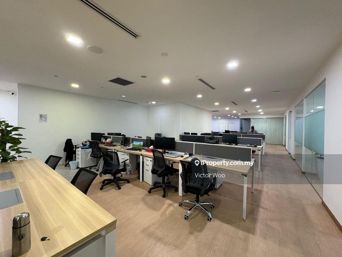Fully Furnished Premium Office Space for Rent 