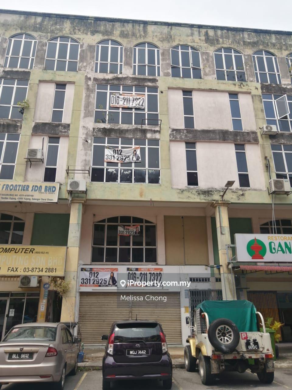 2nd floor and 3rd floor Shop-office at Pusat Hentian Kajang for Rent