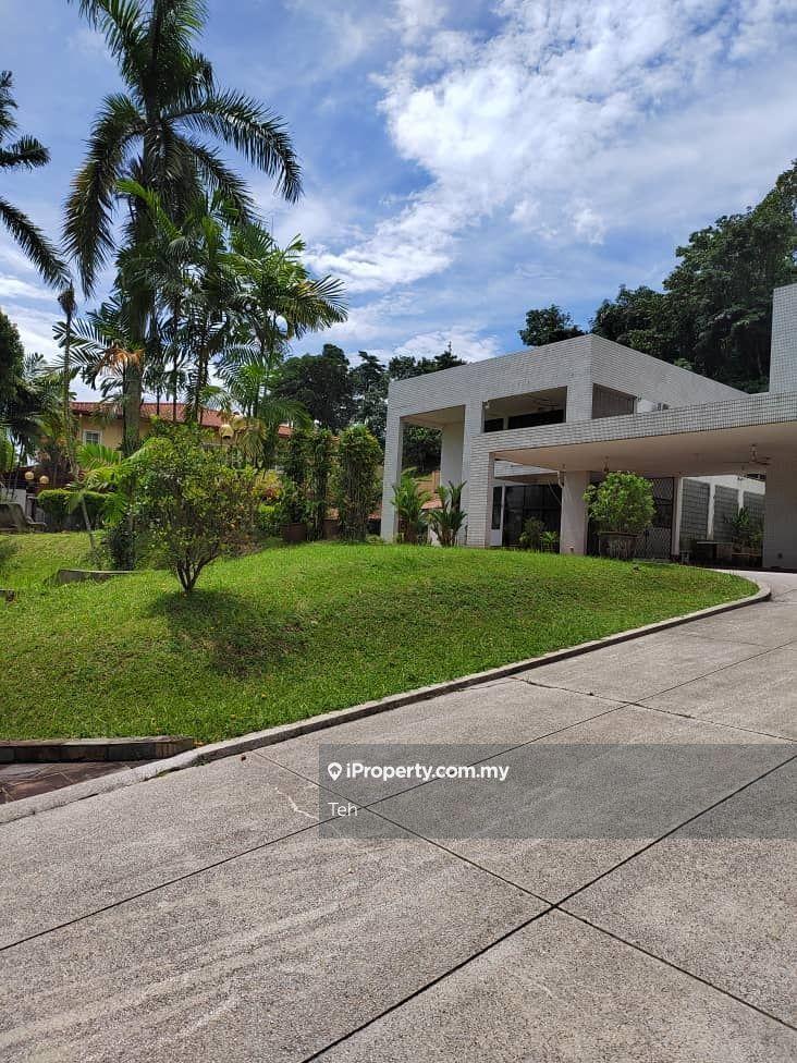 Classic bungalow with 30000sqft land