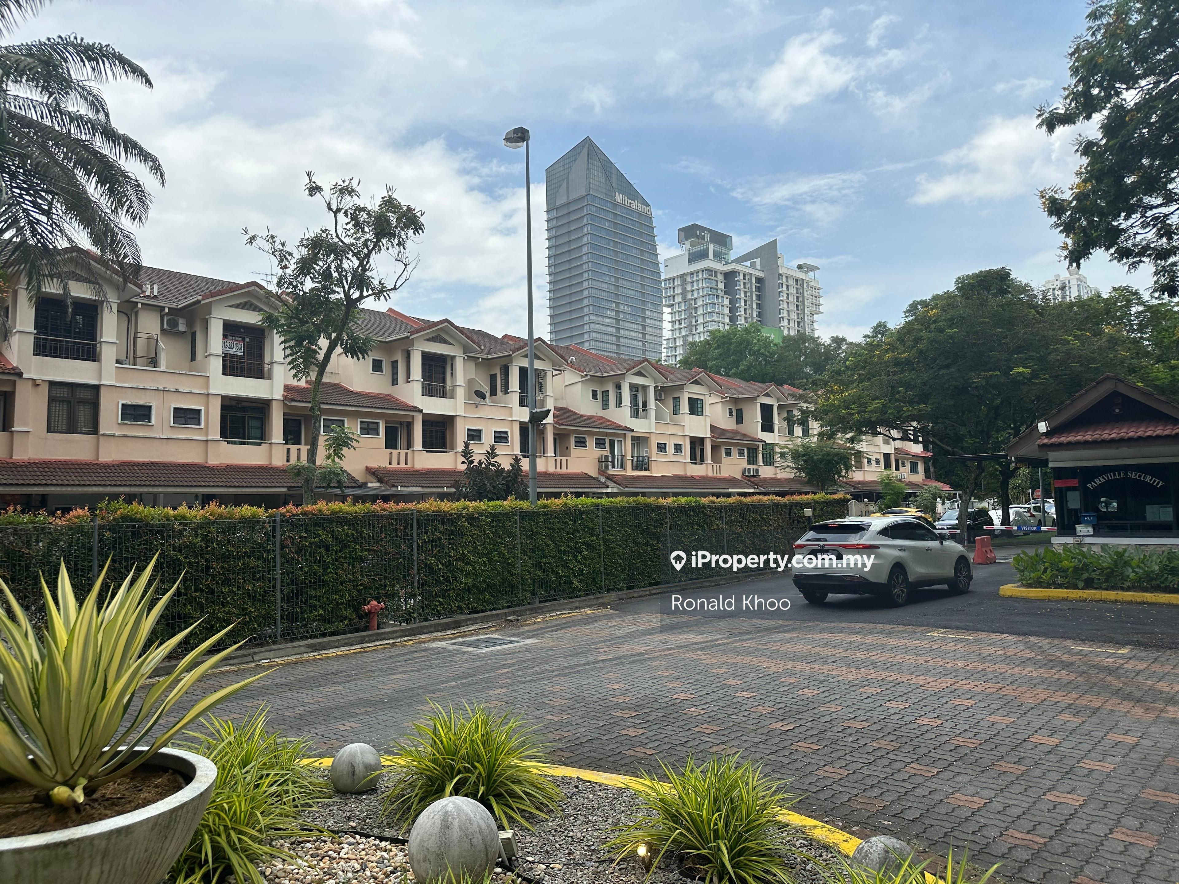 Kota Damansara parkville townhouse 