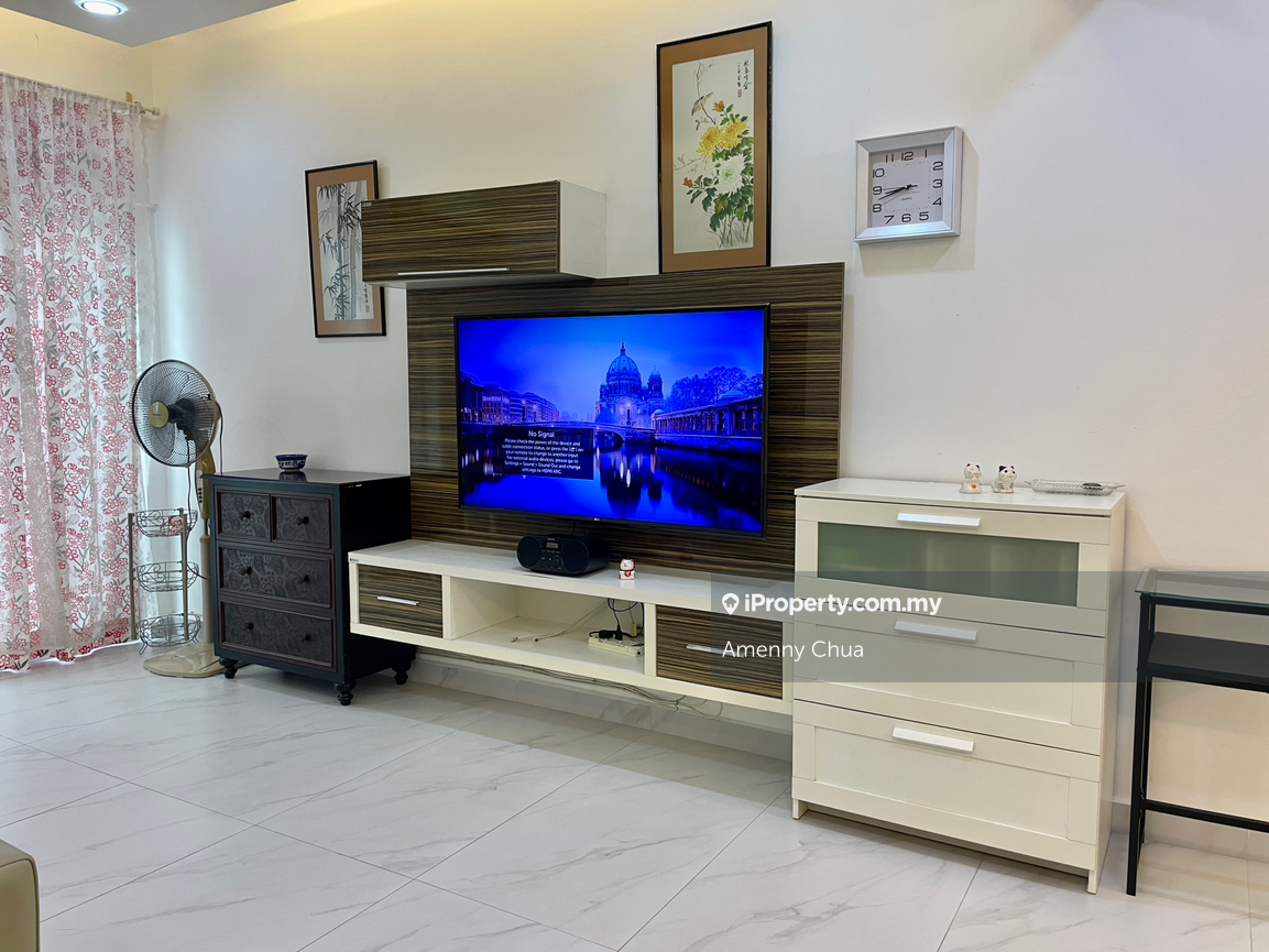Pelangi Heights 2 Nicely Renovated & Fully Furnished Condo for Sale
