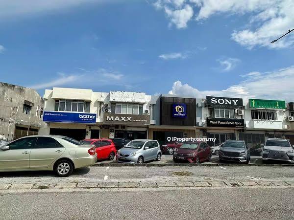 Ipoh Garden East Shop