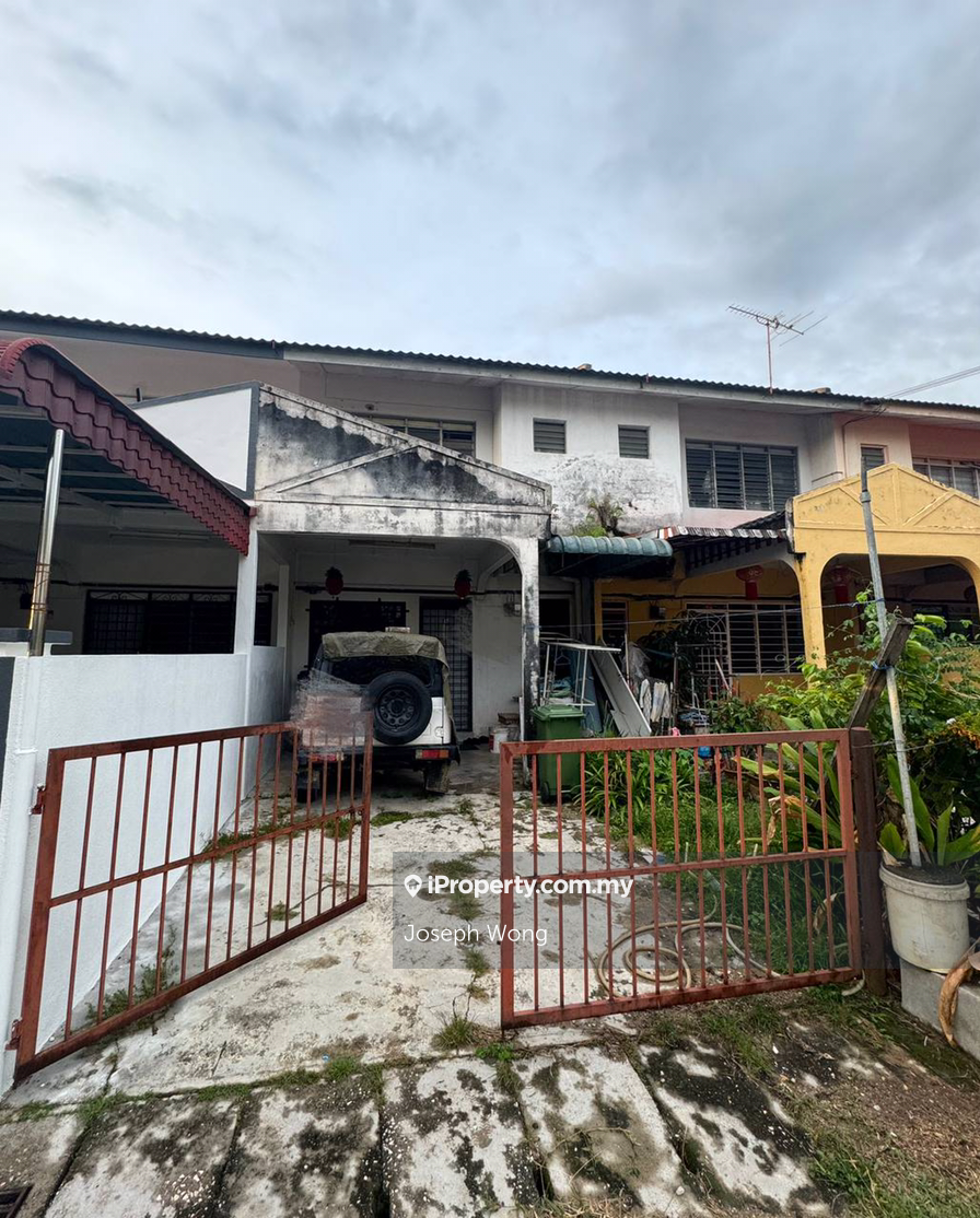 Bercham Rima Gamelan Double Storey house For sale