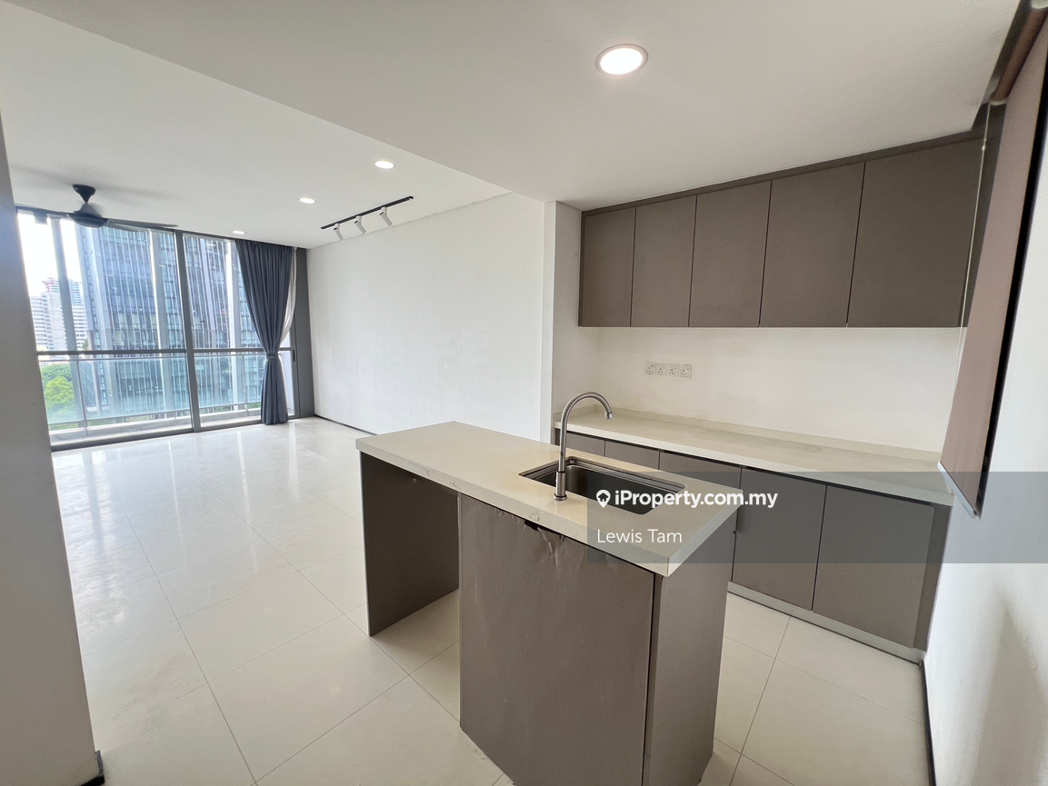Full KLCC view unit for sell in very good price