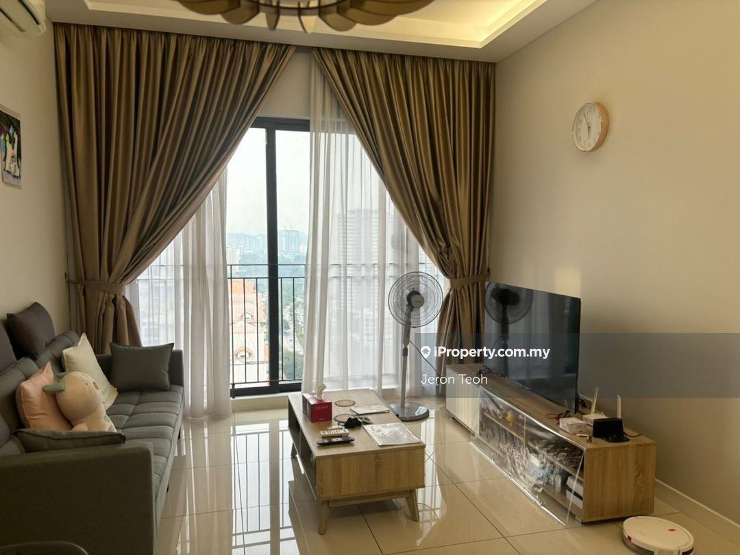 Skyluxe Bukit Jalil near Mall/LRT/Uni
