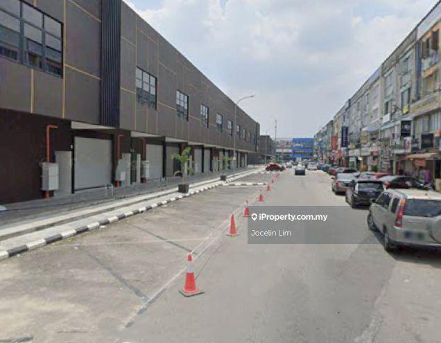4 Storey Shoplot sale with tenancy, prime location, facing main road