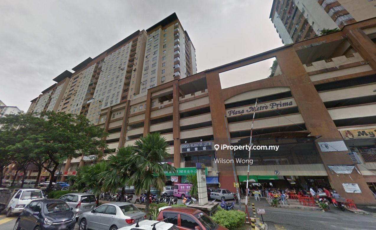 2 carpark, Plaza metro prima, kepong, behind MRT & Aeon, below market