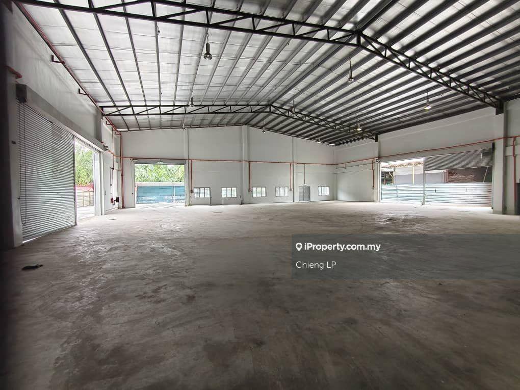 Meru 1.5storey bungalow factory build up 16000sft for rent