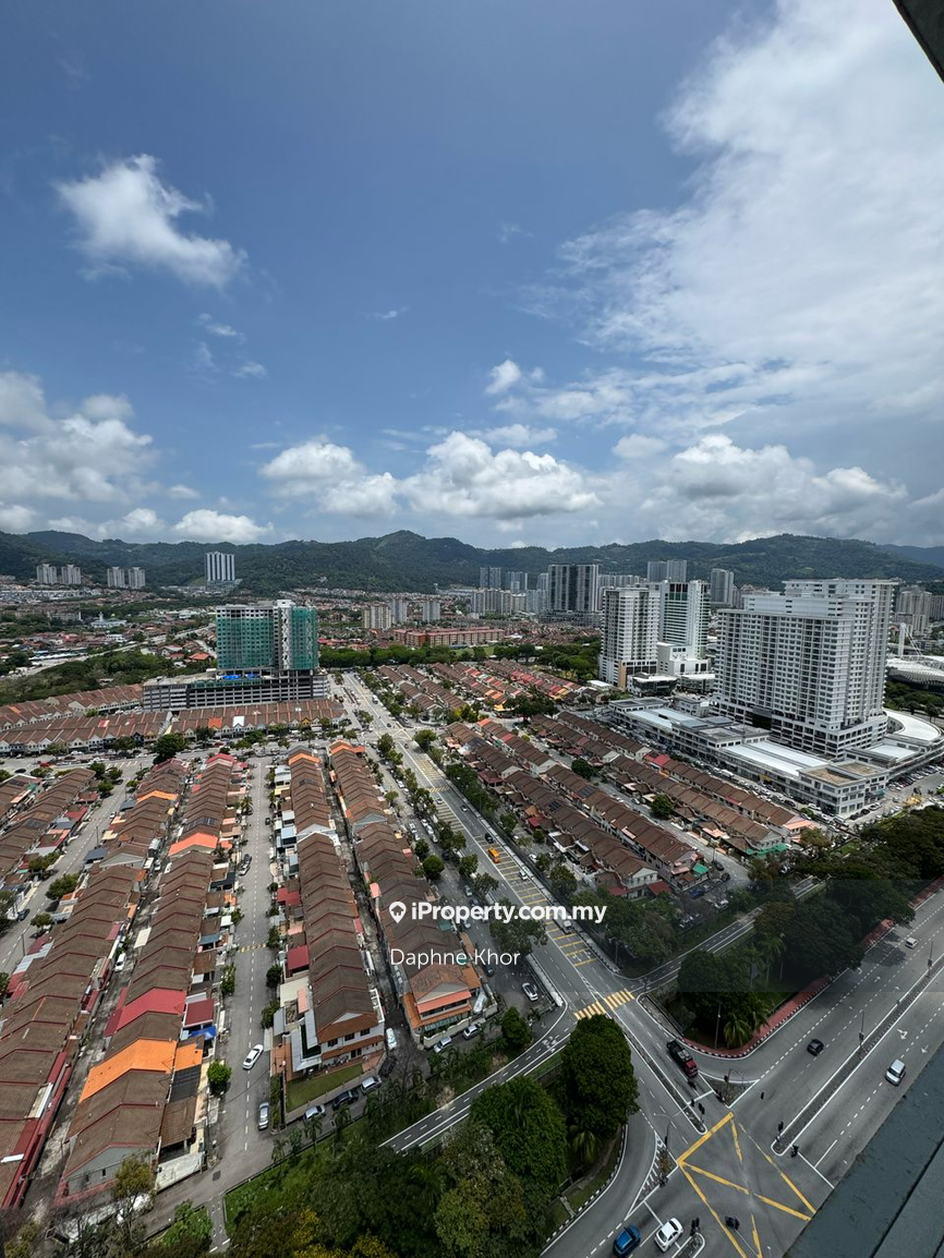 Elit Height Duplex 2455sf Original Condition High Floor Freehold