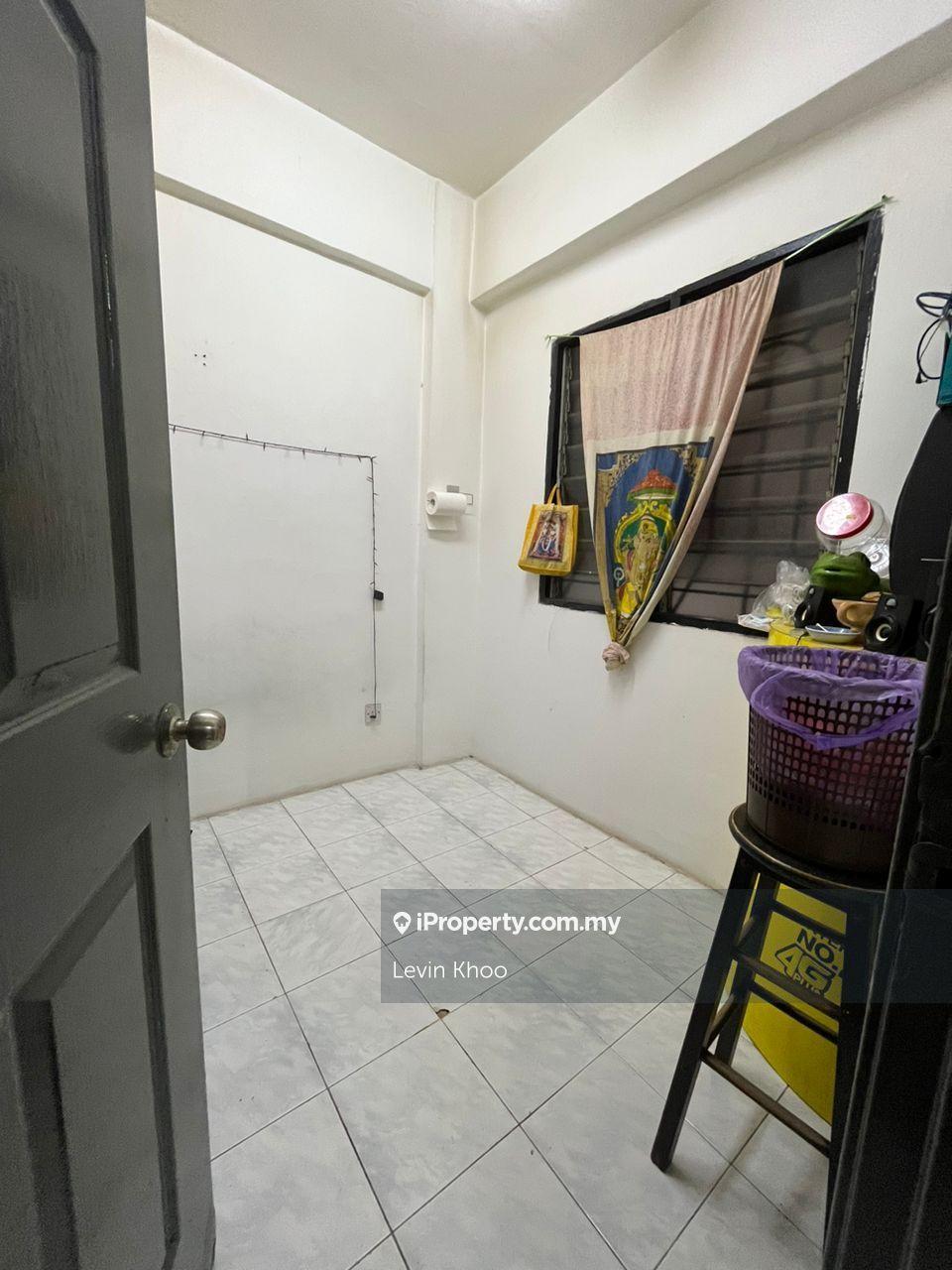 Pangsapuri @ Bukit Rawang Putra , Apartment Rawang , Freehold , Lower