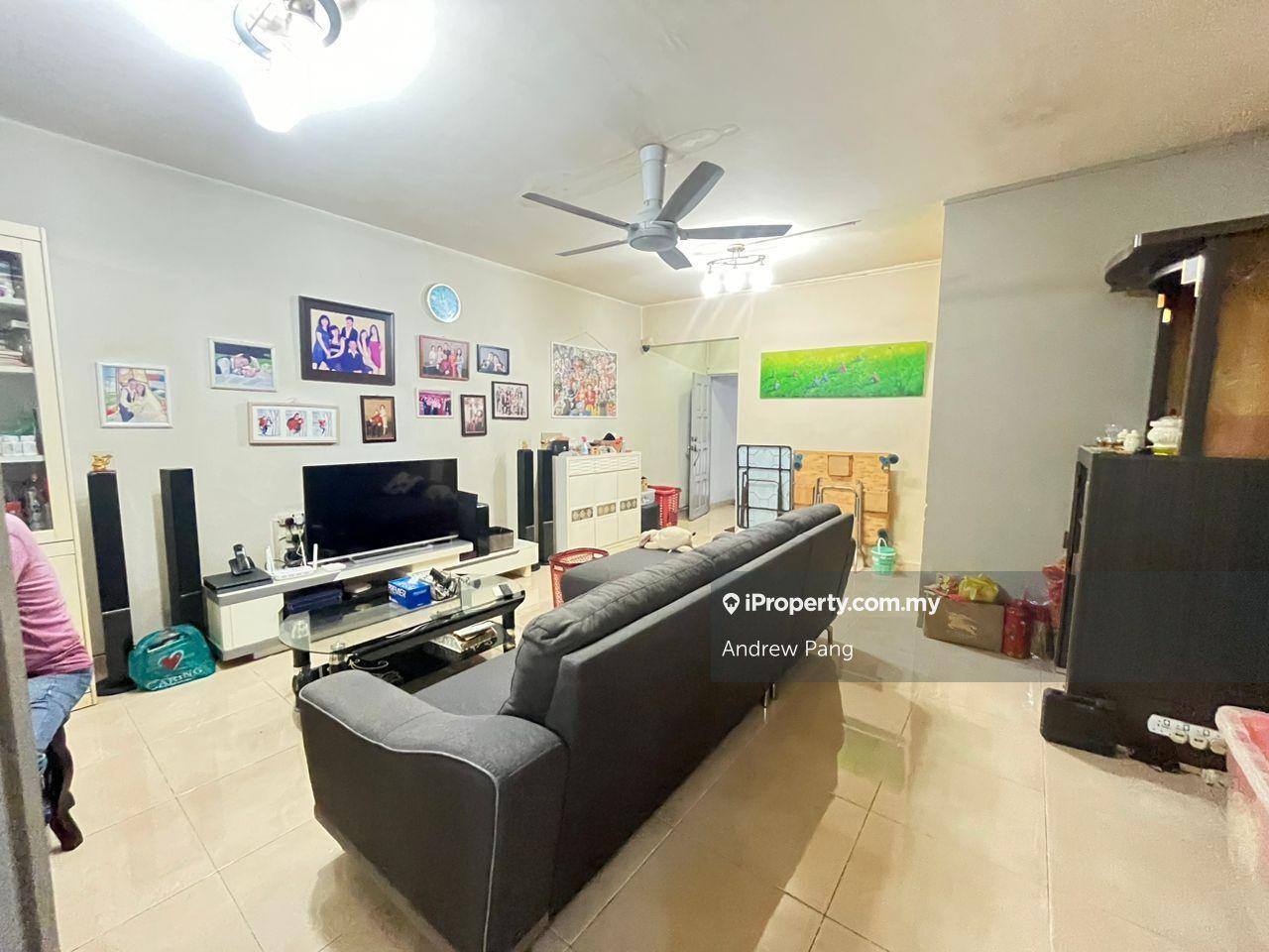 Well Maintained Fully Furnished 3 Bedroom in Bukit Bintang Rare