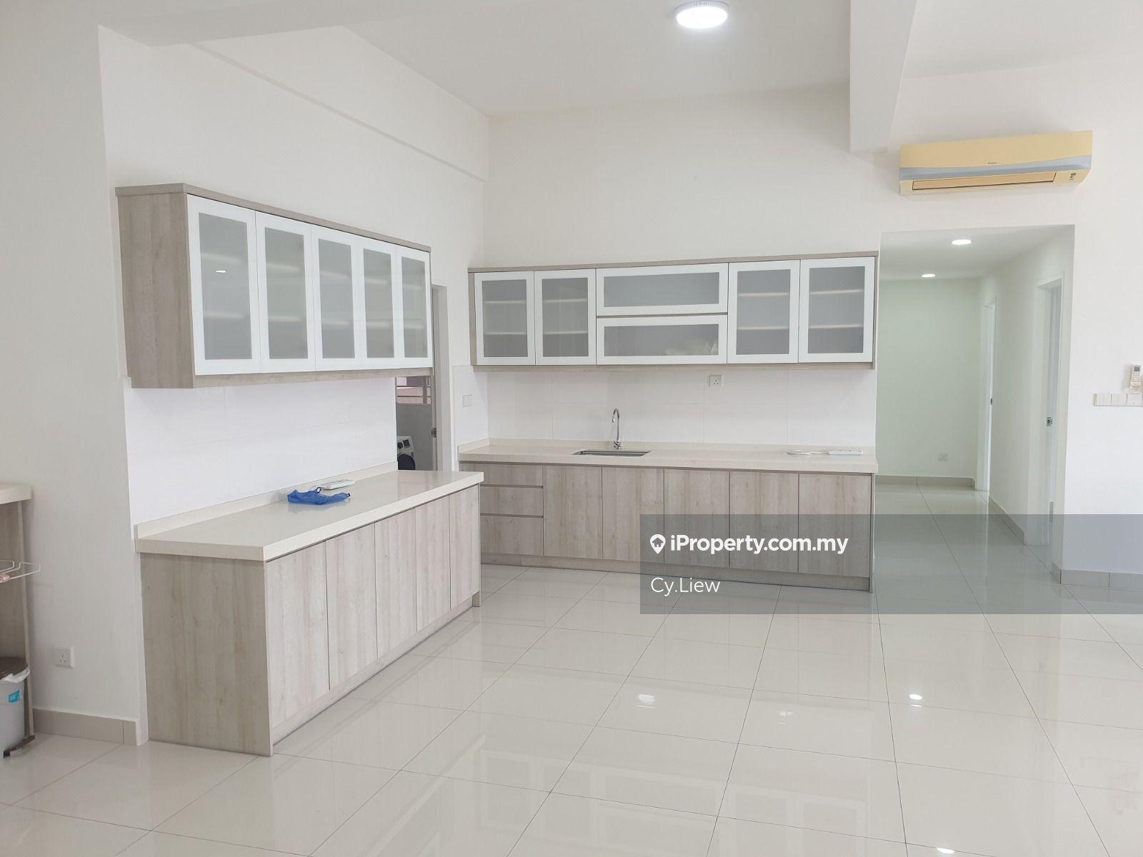 8 Kinrara Condo