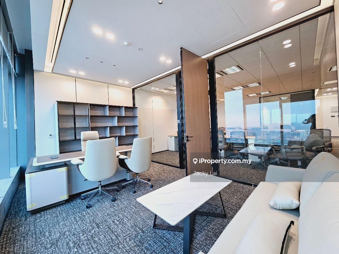 Fully Furnished & Fitted Unit
