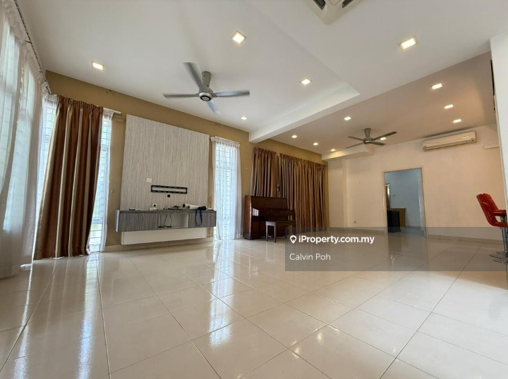 Corner & Reno 2 Storey House No flood Levena Bukit Raja Klang