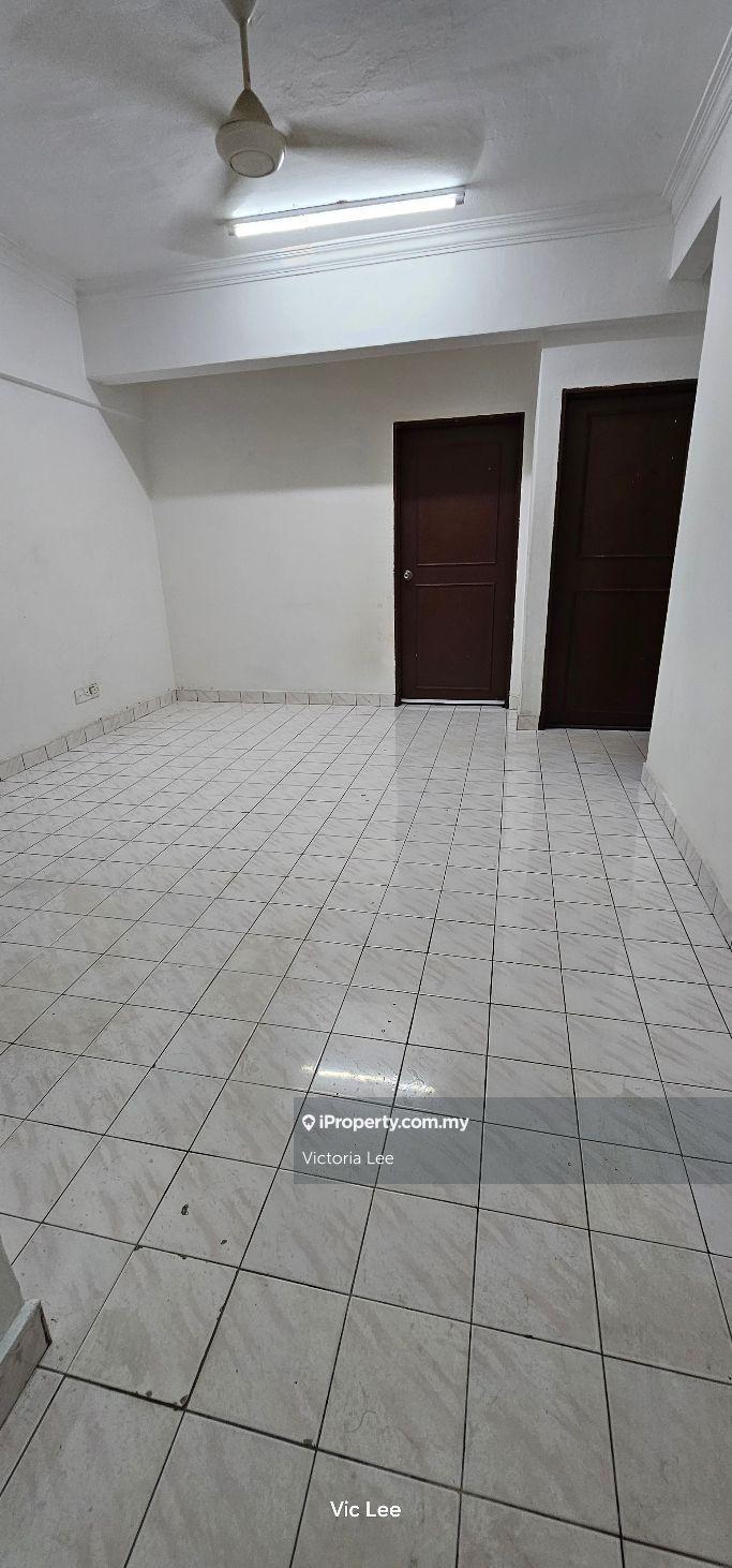 Sale Flat Dahlia 5 mins to Lrt3 station