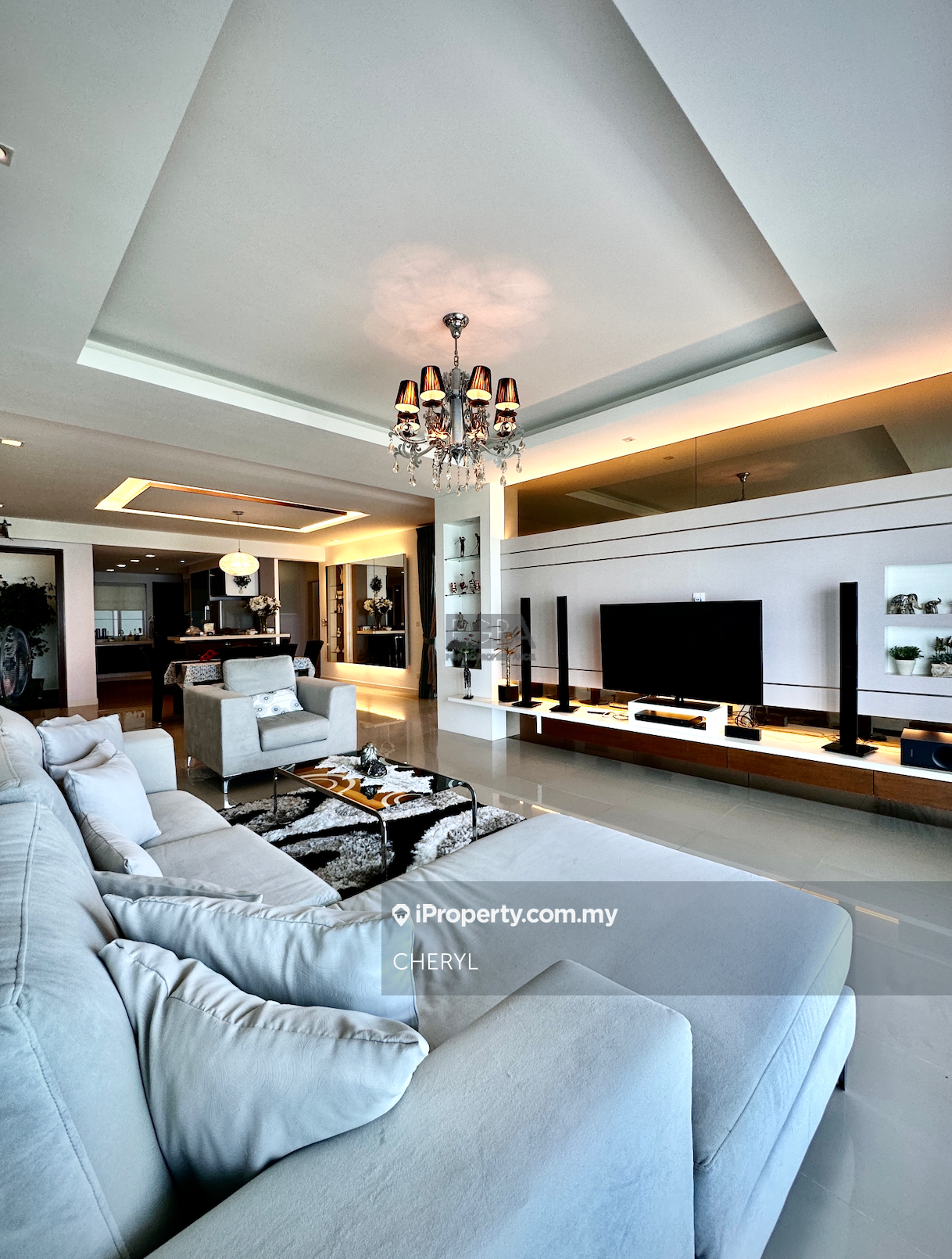 Bayu Ferringhi Condominium with sea views (High Floor)