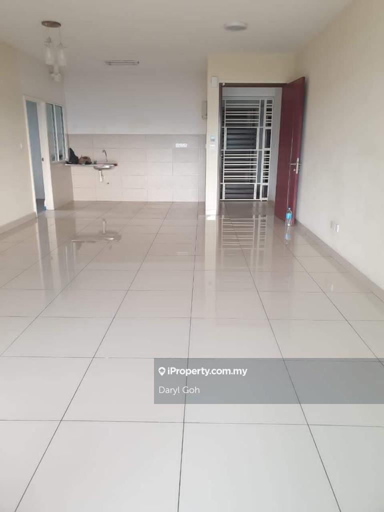 Ocean View for sale @ Butterworth, Corner Big unit facing Sea