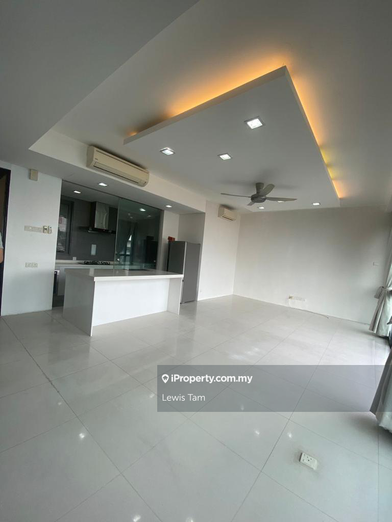 Partial furnish unit for rent 