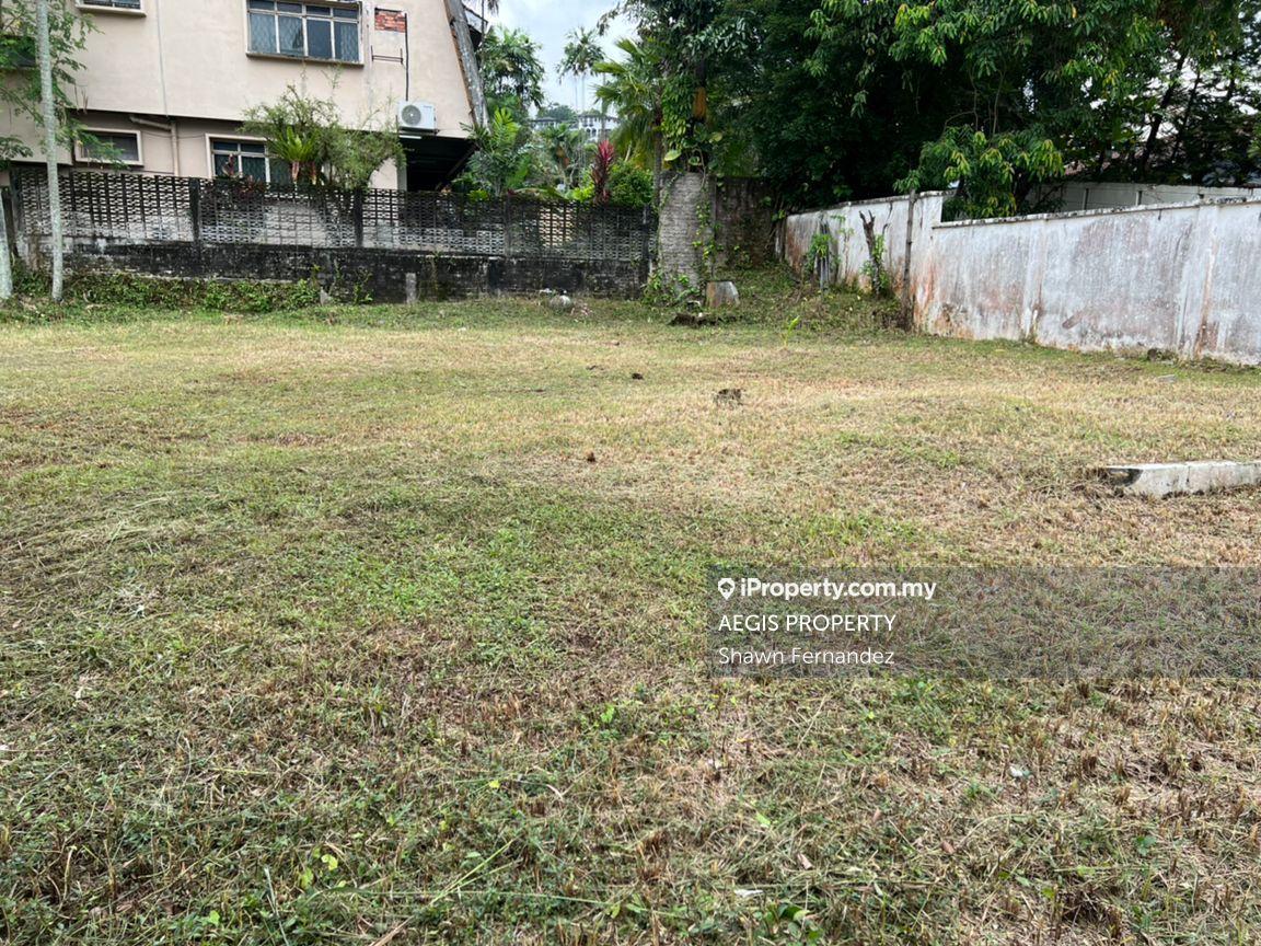 Bungalow land for Sale