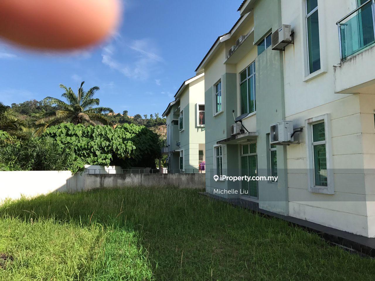 2 Storey Bungalow Corner Unit
