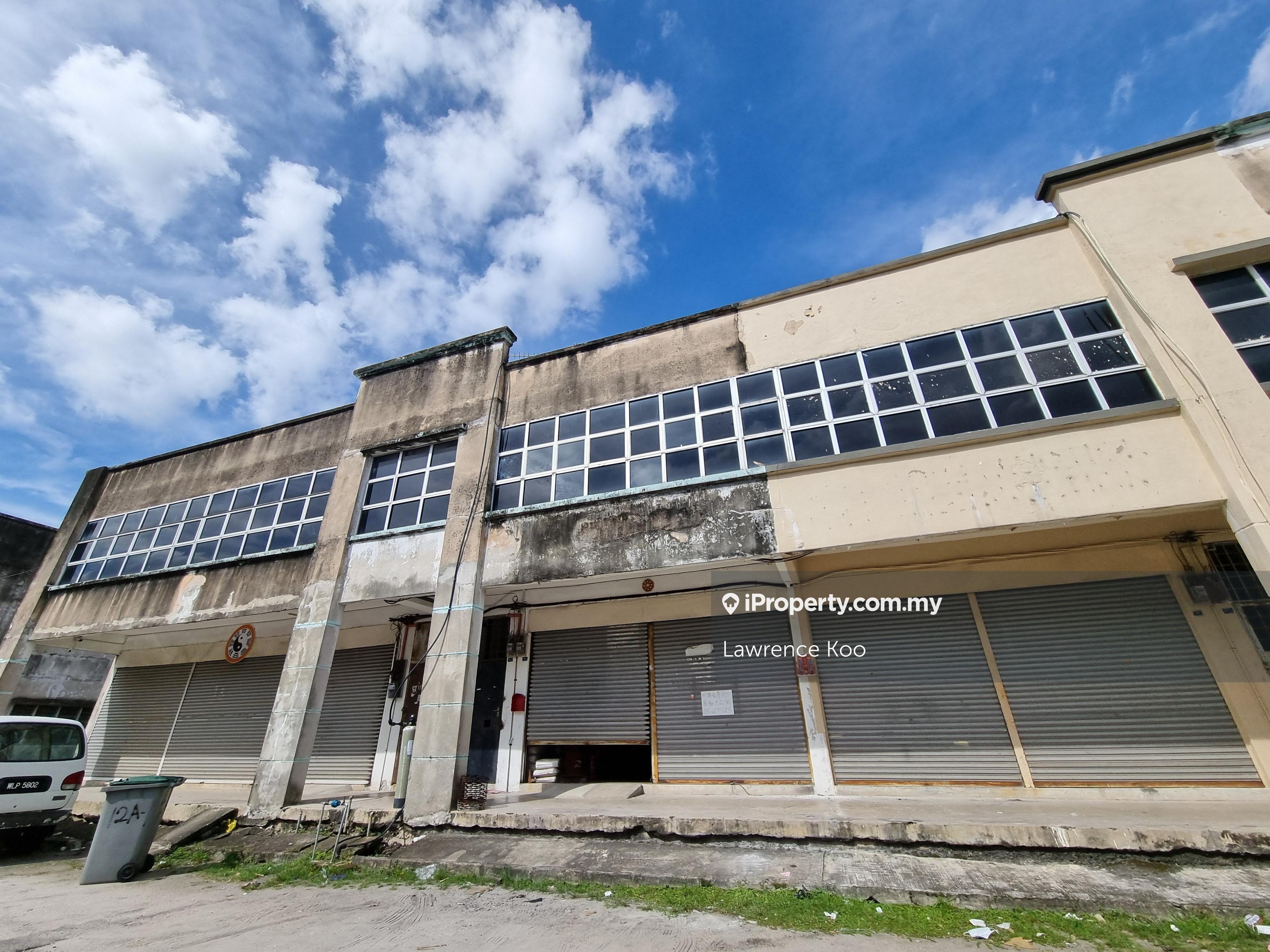 2 Storey Shop Lot