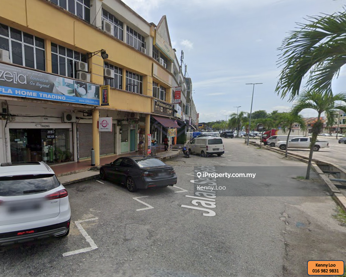 Fully Renovated Air Putih 3 Story House Facing Main Road