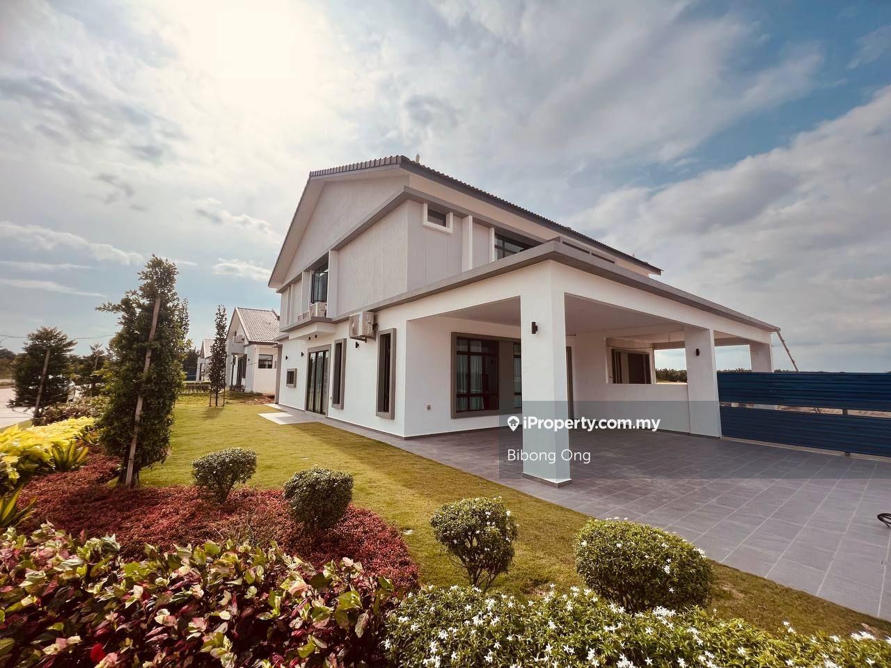 For Sales(Double Storey)Bemban Jasin