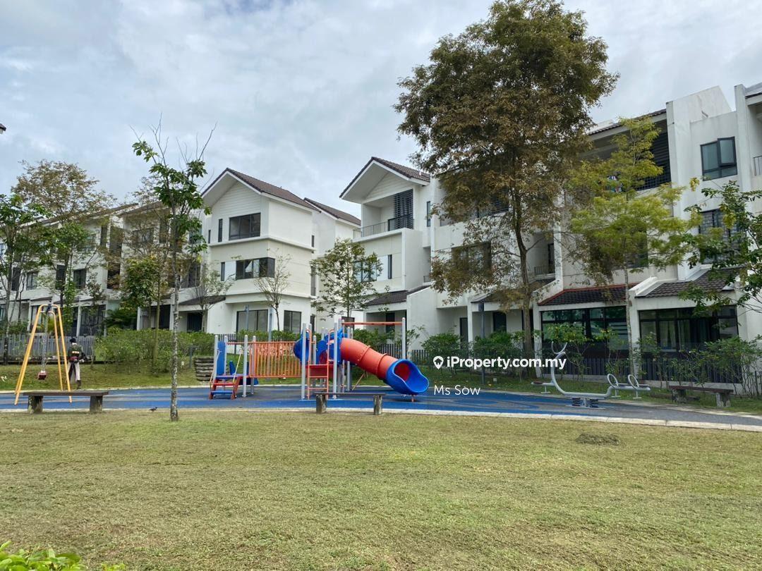 Rawang Tamansari 3 Storey Terrace House For Sale Below Market Price