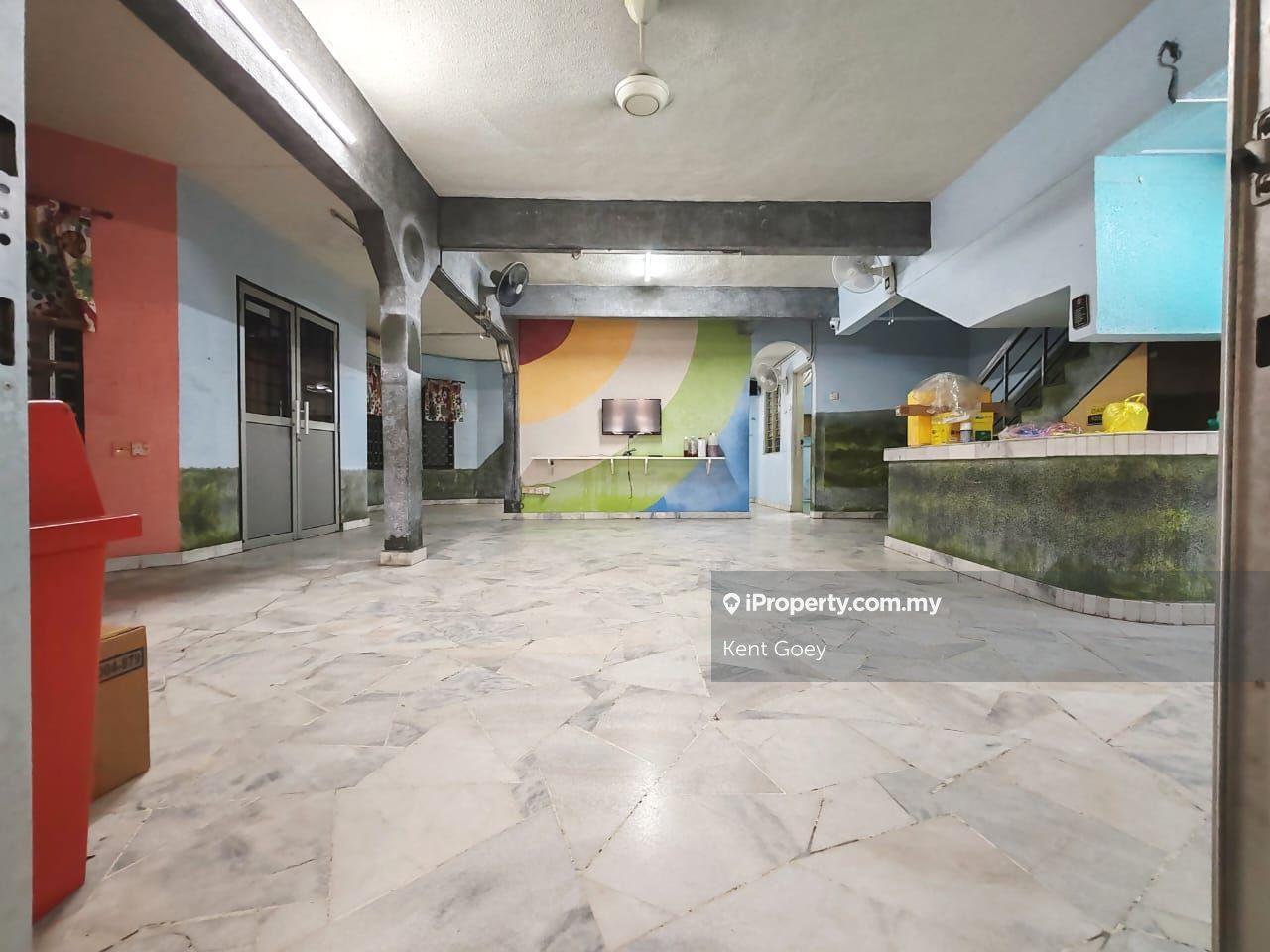 2 storey Corner lot selayang