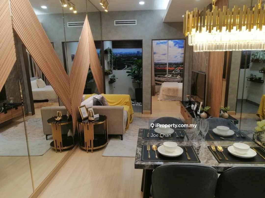 Pinnacle Subang Jaya, sunway, freehold soho, 2r2b, subang jaya