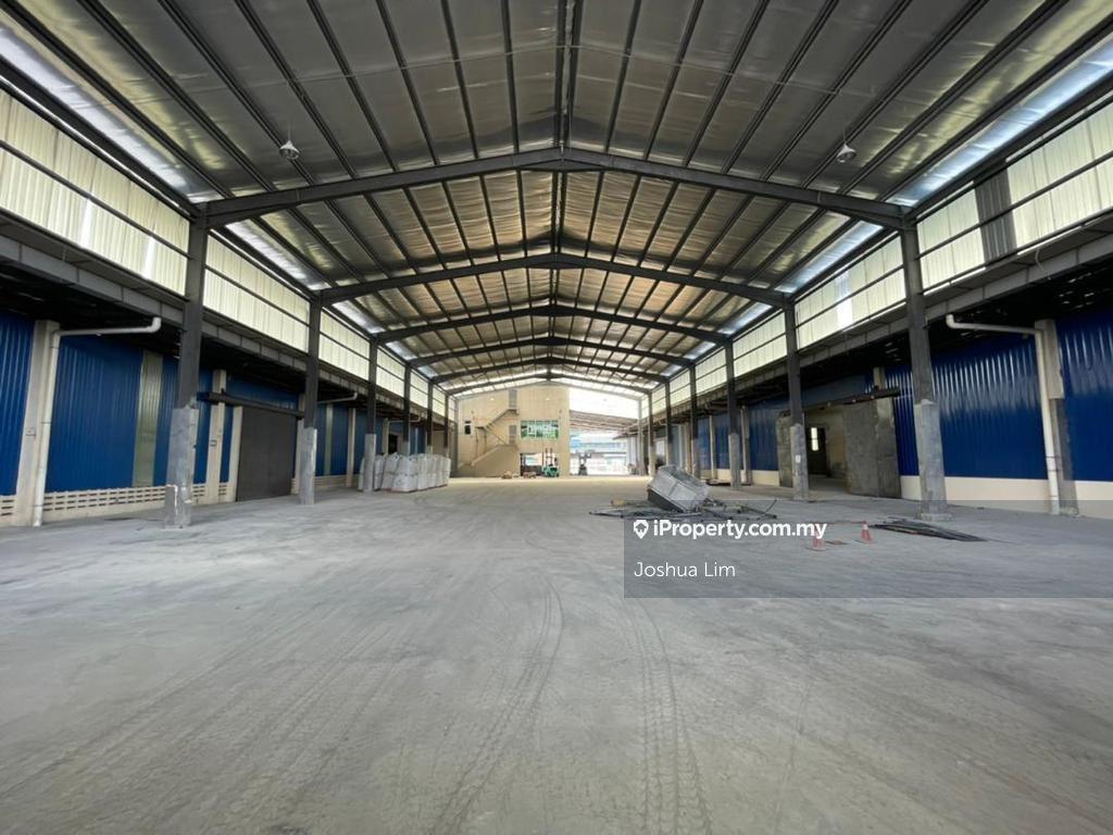 Detached factory for Sale