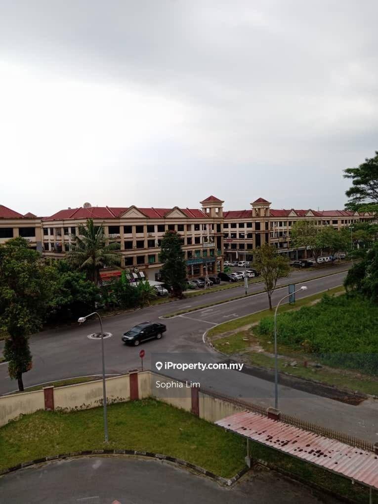 Mjc Courtyard Apartment For Sale